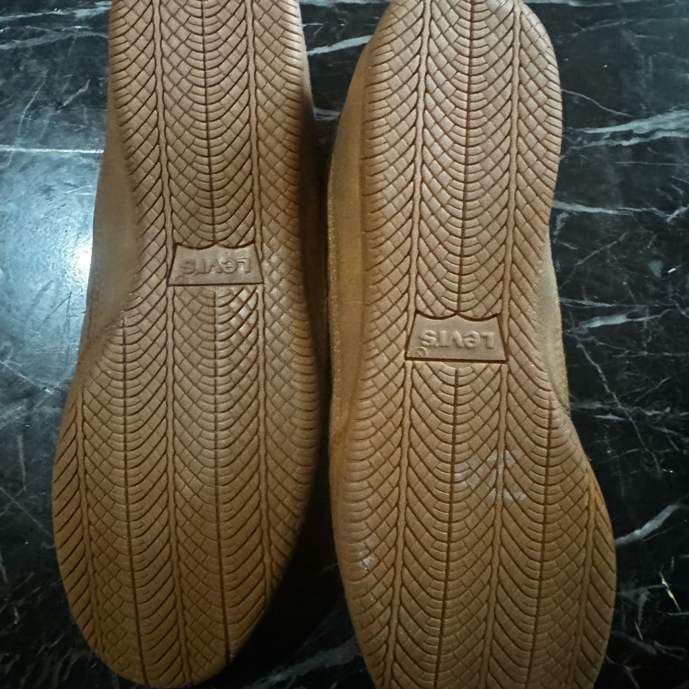 Levi's Tan Sole Footwear